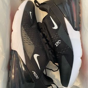 Men’s Nike AirMax 270